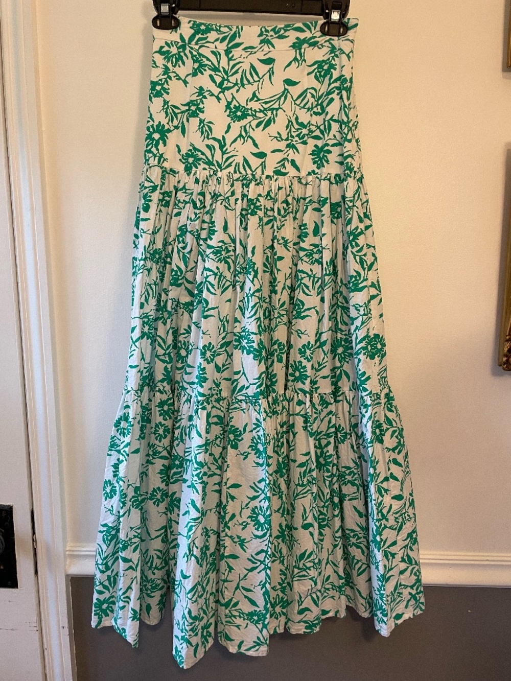 Runaway the Label green and white botanical Ayla tiered maxi skirt size S